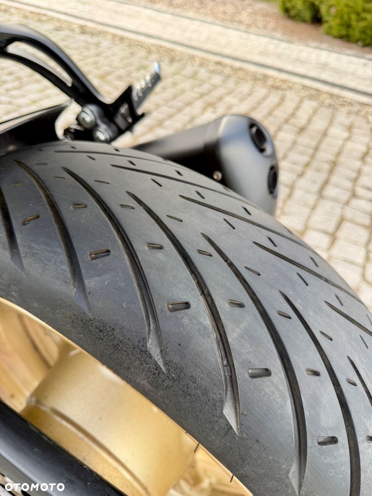 Yamaha FZ8 - 14