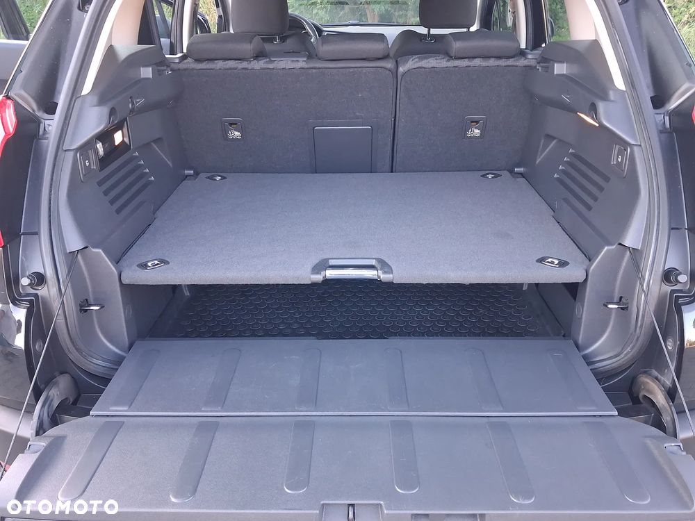 Peugeot 3008 1.6 HDi Premium - 29