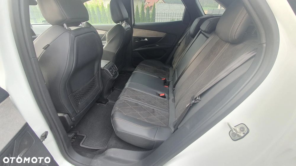 Peugeot 3008 2.0 BlueHDi GT S&S EAT8 - 9