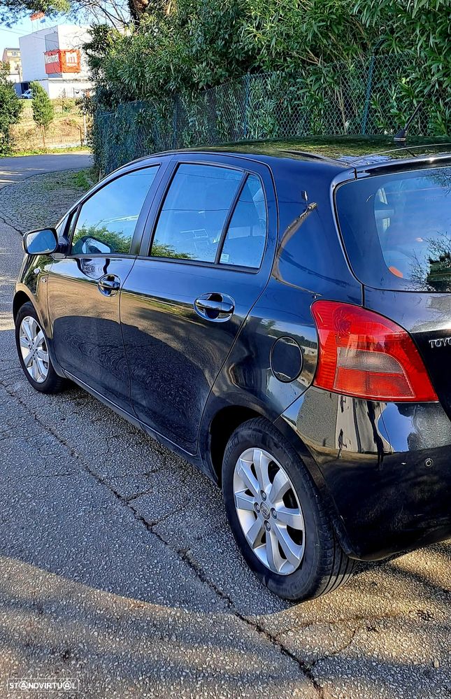 Toyota Yaris 1.4 D-4D Rock In Rio - 4