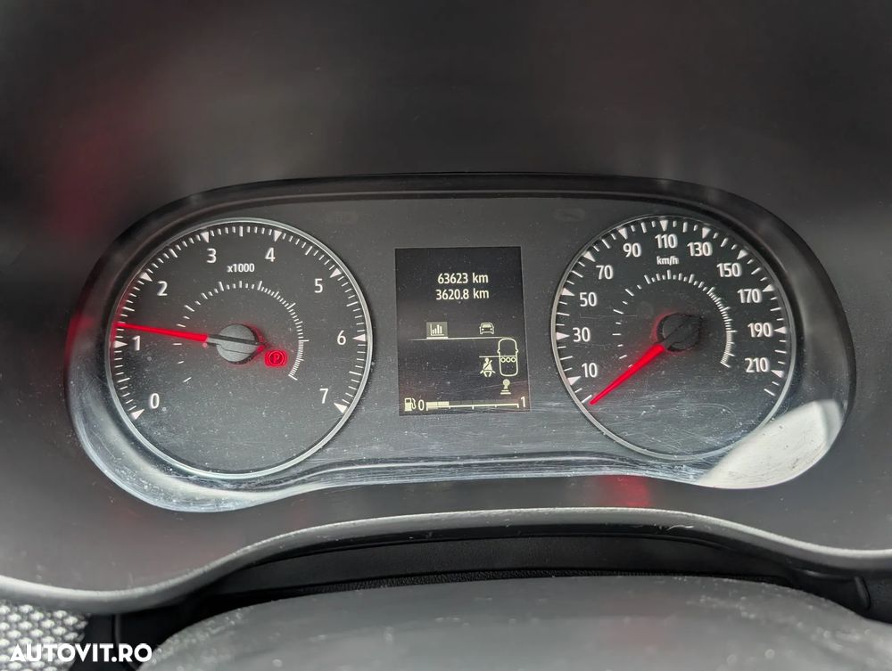 Dacia Sandero Stepway TCe 90 MT6 Comfort - 10