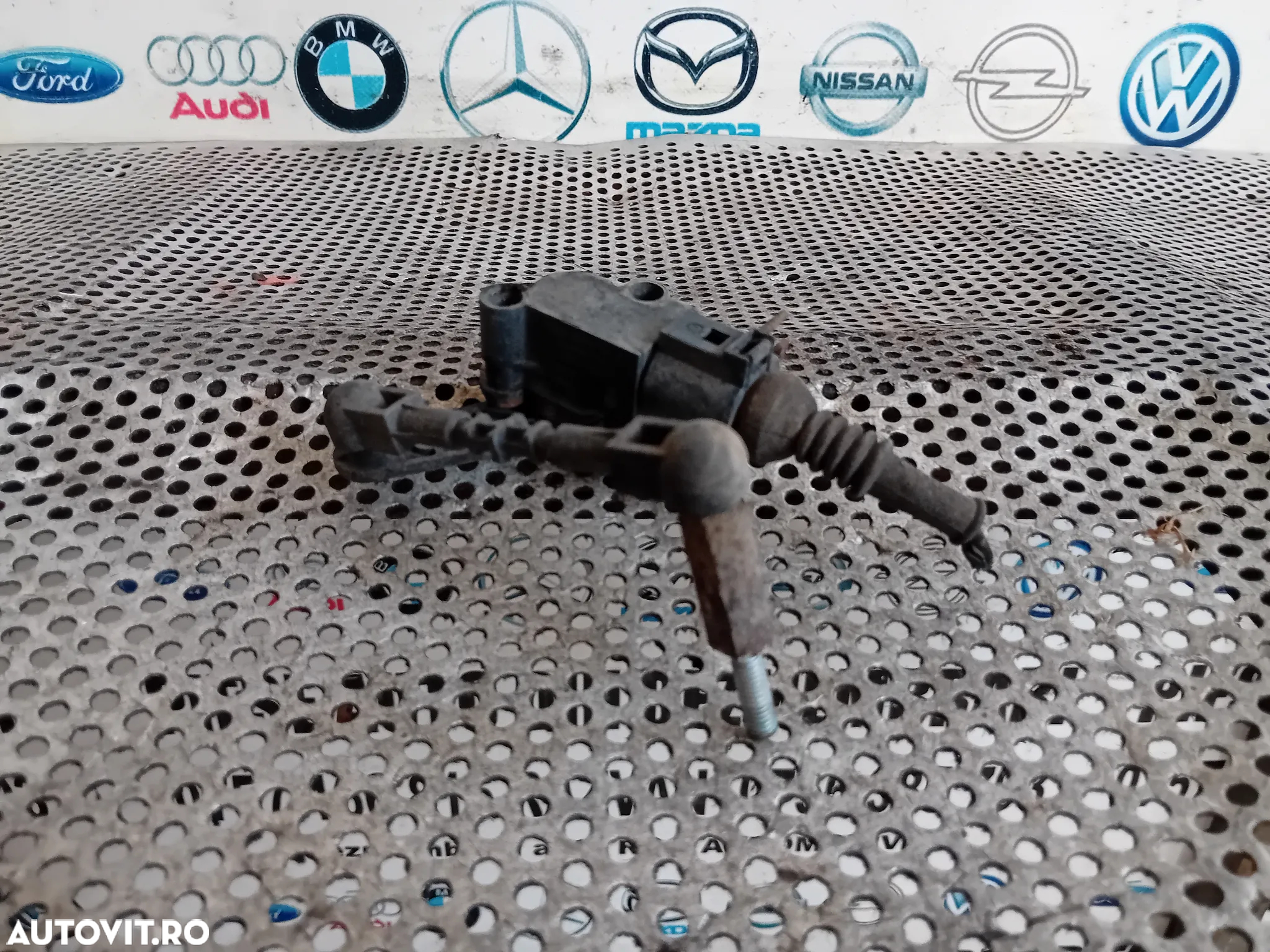 Senzor Nivel Cantar Faruri Xenon Audi A6 C7 2012-2018 Cod 8T0907503B Motor CNH Cutie Viteze Automata NYU - 3