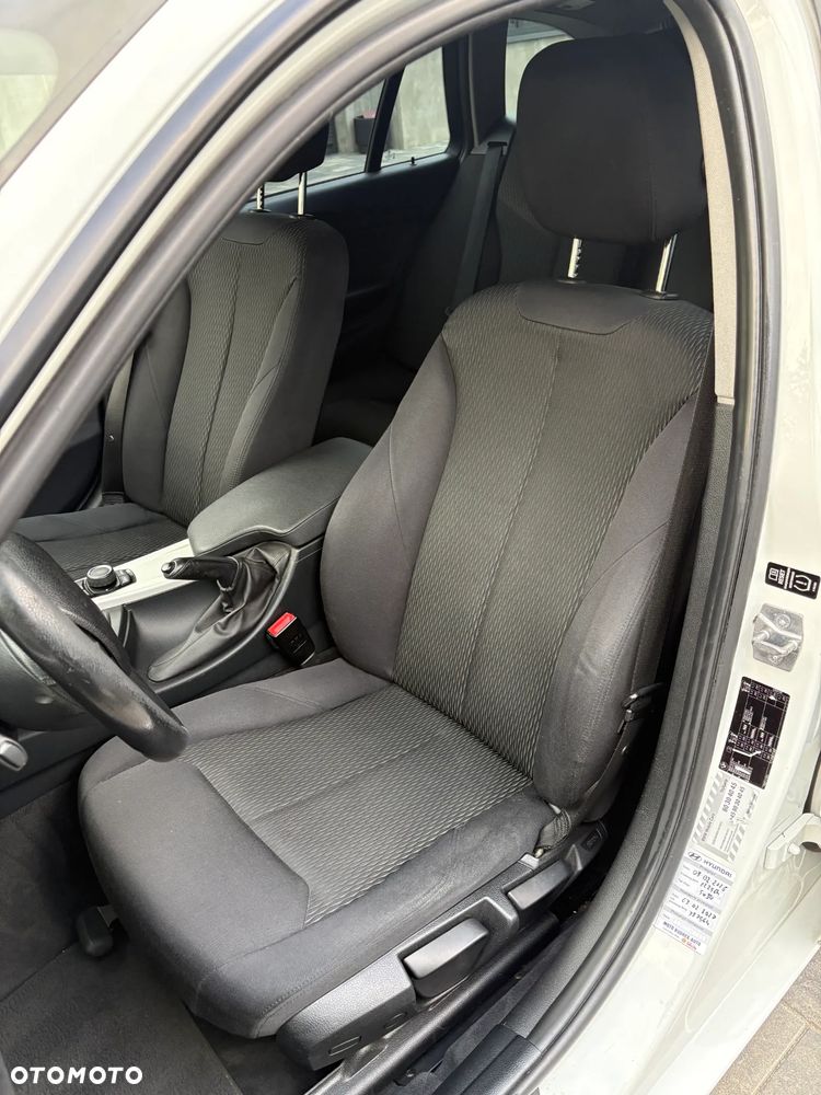 BMW Seria 3 318d Blue Performance Sport Line - 14