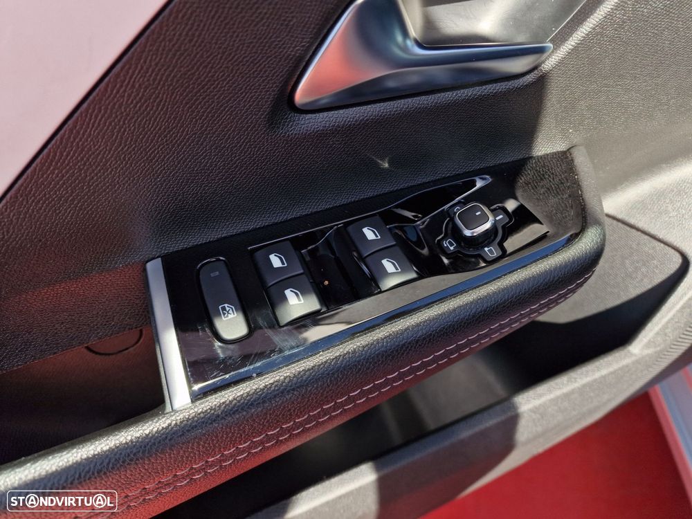 Opel Astra 1.2 T Elegance Aut. - 9