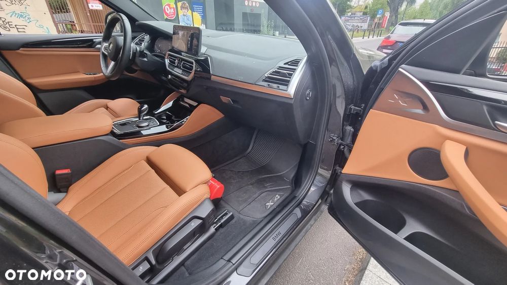 BMW X4 - 10