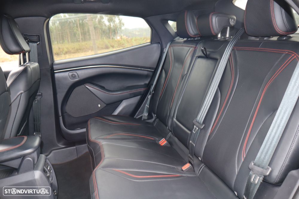Ford Mustang Mach-E AWD PREMIUM - 12