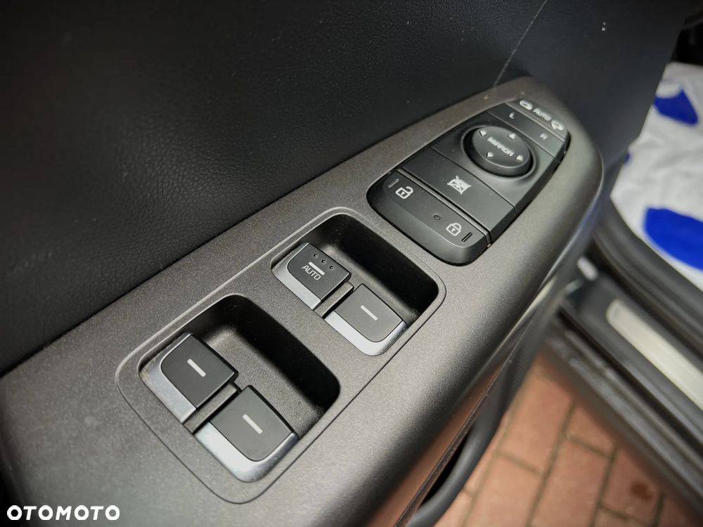 Kia Sportage 1.6 GDI Black Edition 2WD - 28