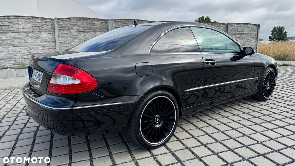 Mercedes-Benz CLK - 14