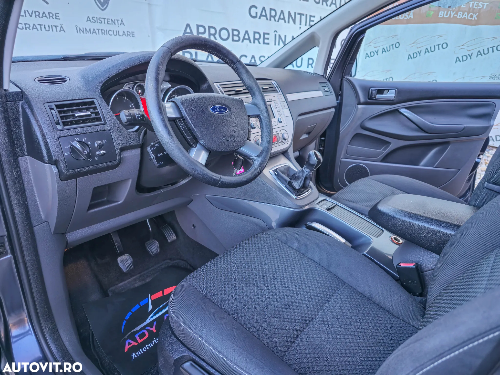 Ford C-Max 1.8 Ghia - 9