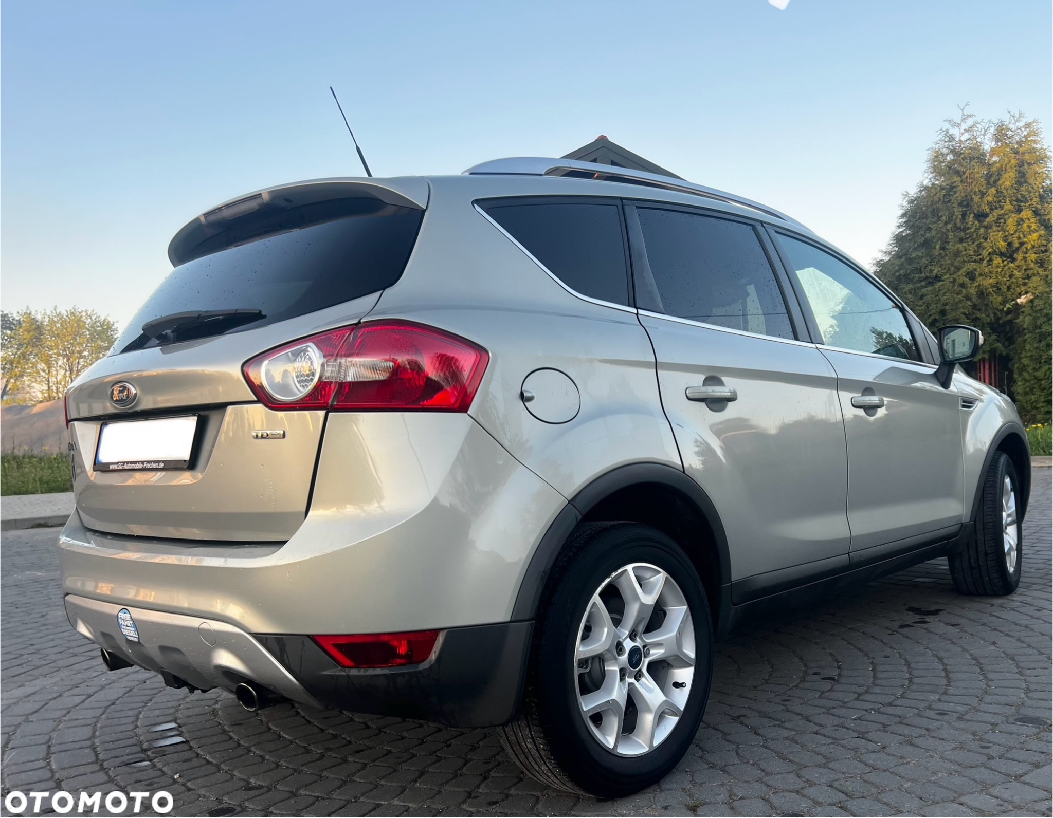Ford Kuga 2.0 TDCi 4x4 Trend - 12