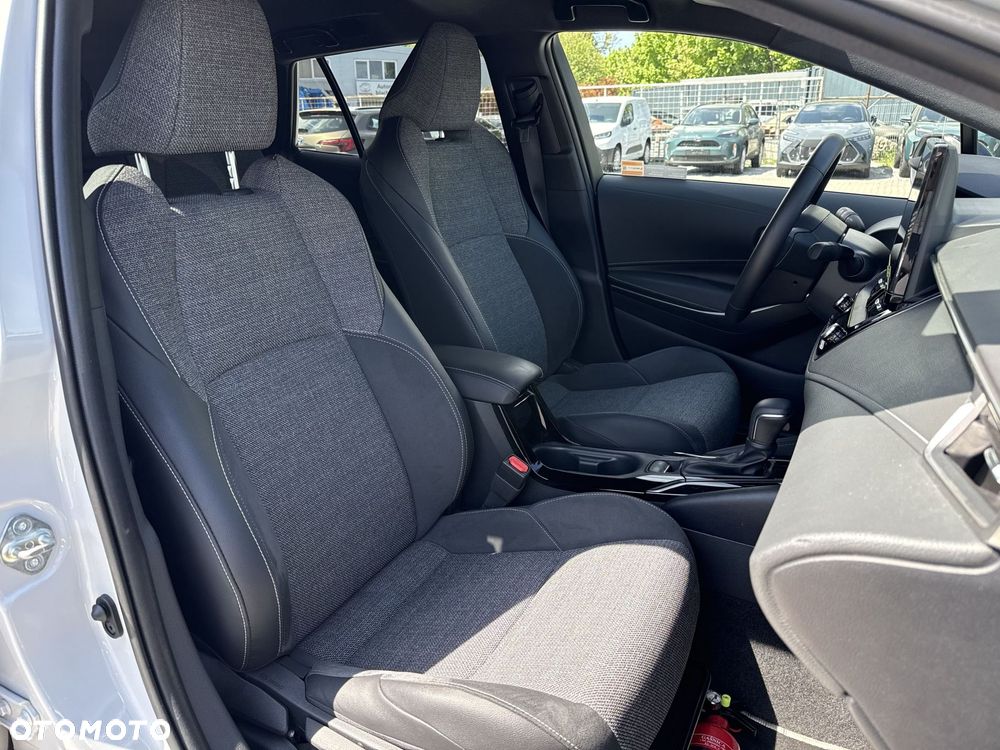 Toyota Corolla 1.8 Hybrid Style - 25