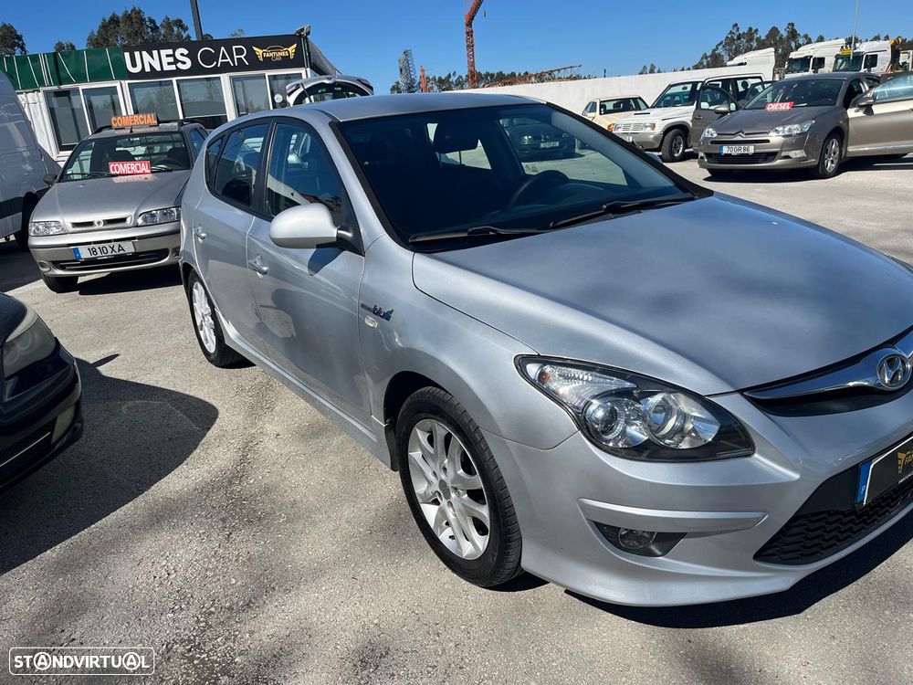 Hyundai i30 1.4 CVVT Blue Comfort - 1