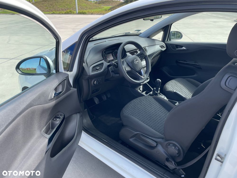 Opel Corsa 1.2 16V Essentia - 11