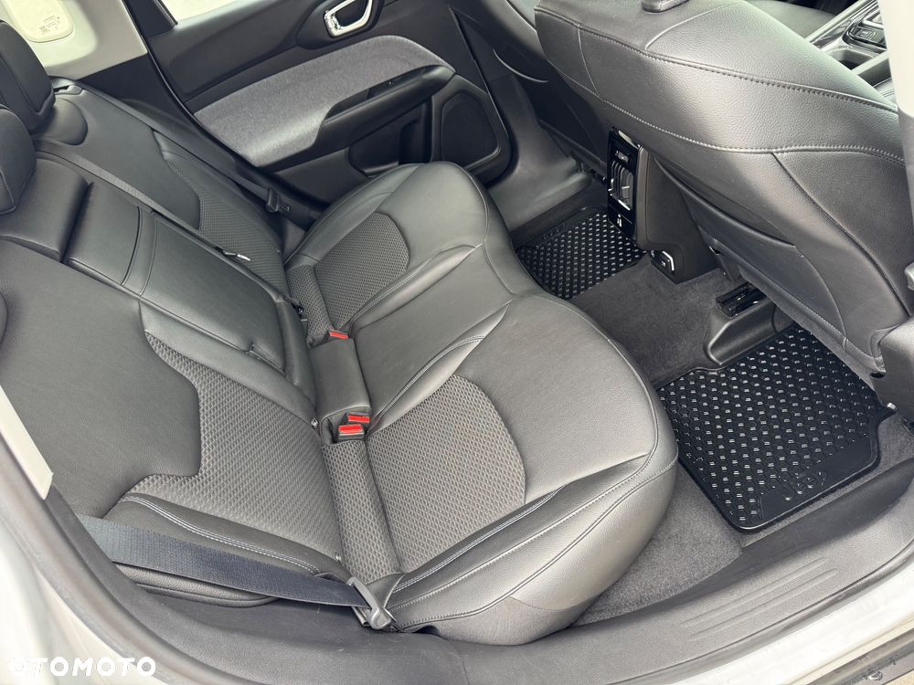 Jeep Compass 1.3 TMair Longitude FWD S&S DDCT - 24