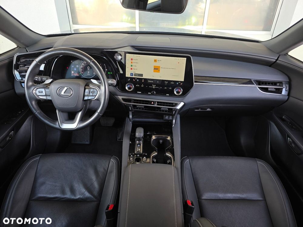 Lexus RX - 9