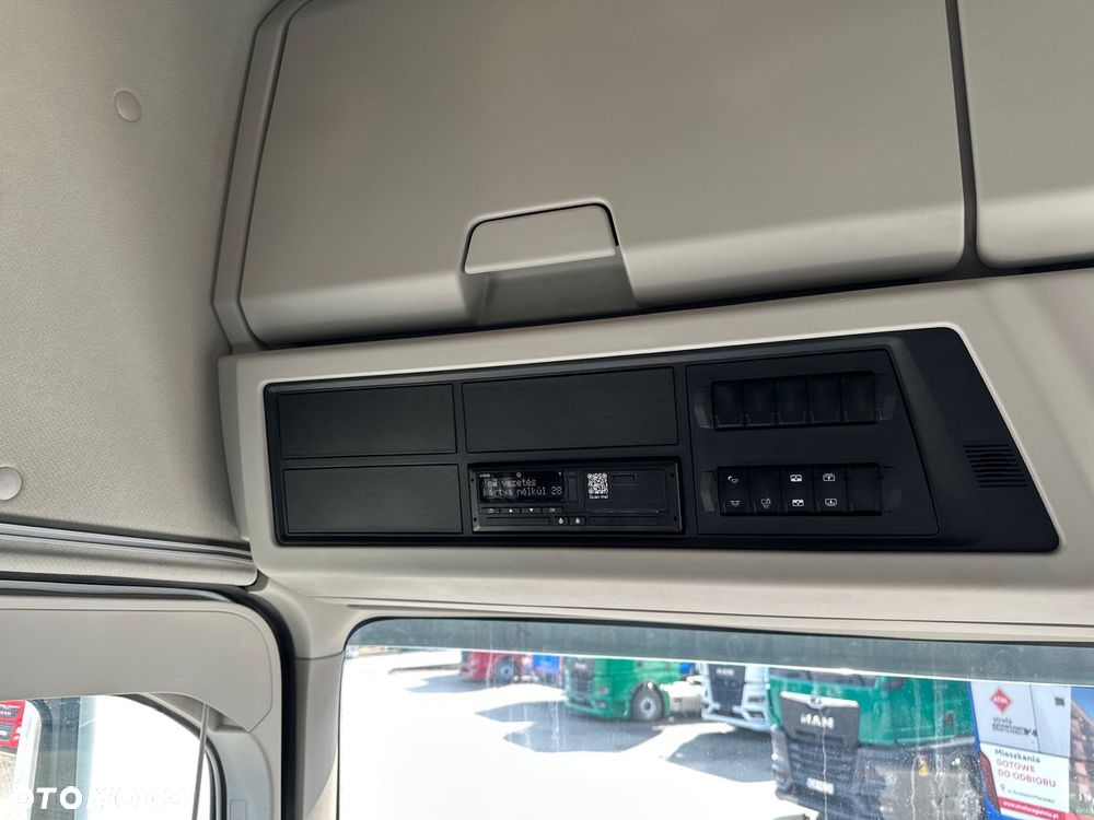 Ford F-MAX - 19