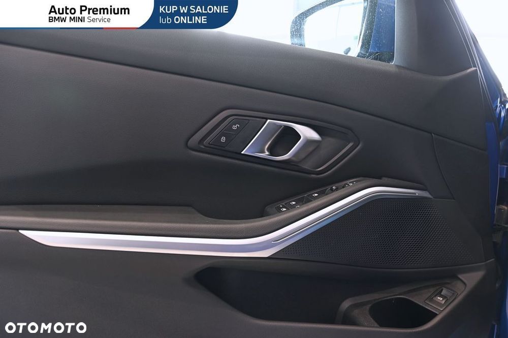 BMW Seria 3 318i - 9