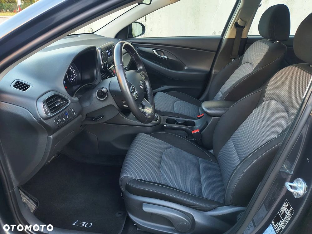 Hyundai i30 1.0 T-GDI Modern DCT - 9