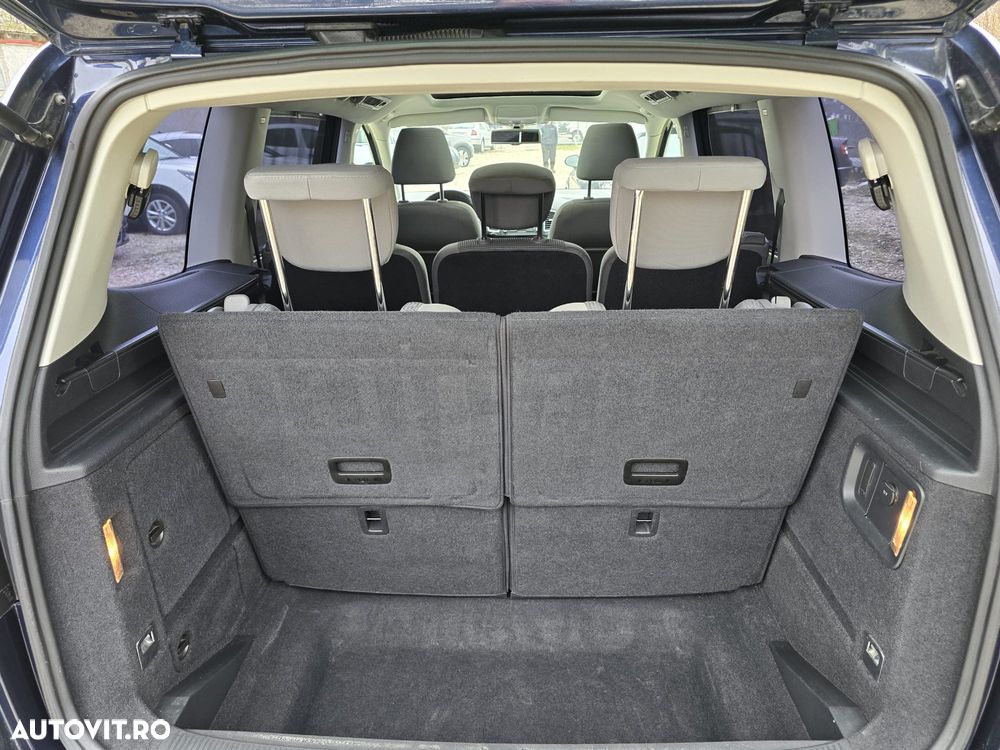 Volkswagen Sharan 2.0 TDI DSG Blue Motion Style - 11