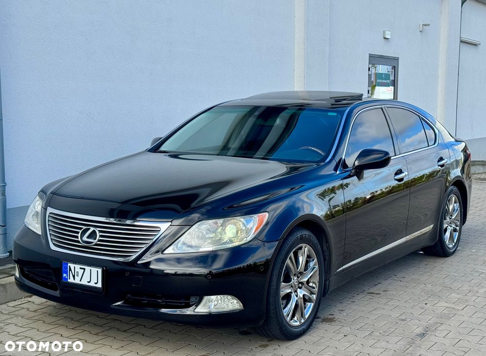Lexus LS - 35