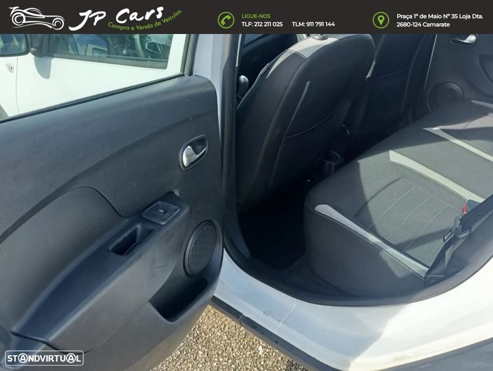 Dacia Sandero 1.5 dCi Stepway - 16