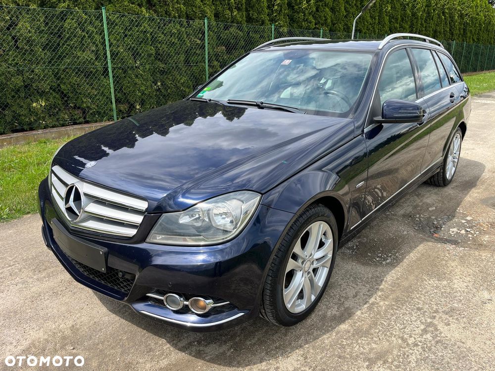 Mercedes-Benz Klasa C 220 CDI DPF Automatik BlueEFFICIENCY Avantgarde - 1