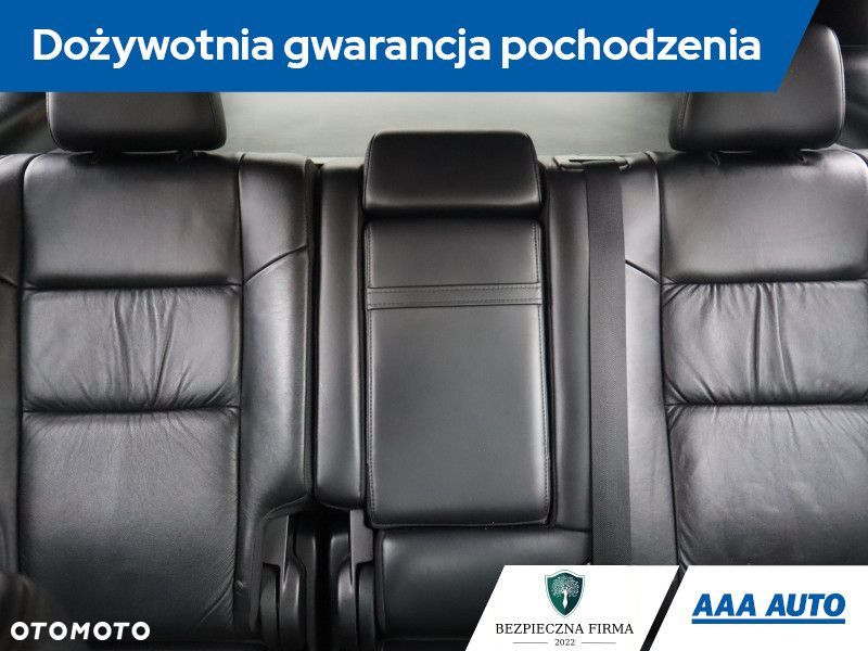 Jeep Grand Cherokee - 12