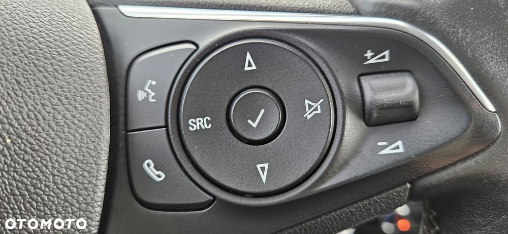 Opel Crossland X 1.2 Innovation - 22