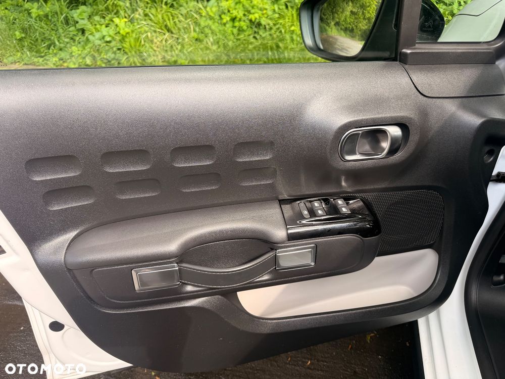 Citroën C3 1.2 PureTech Shine - 15