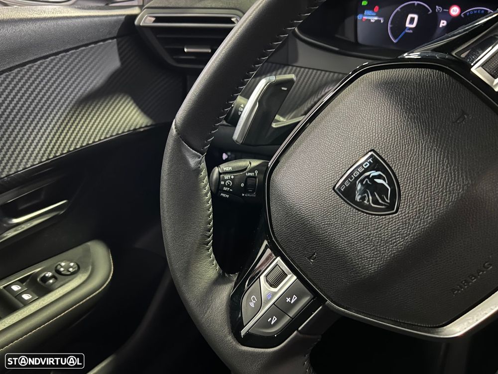 Peugeot 208 1.2 Hybrid Allure e-DCS6 - 16