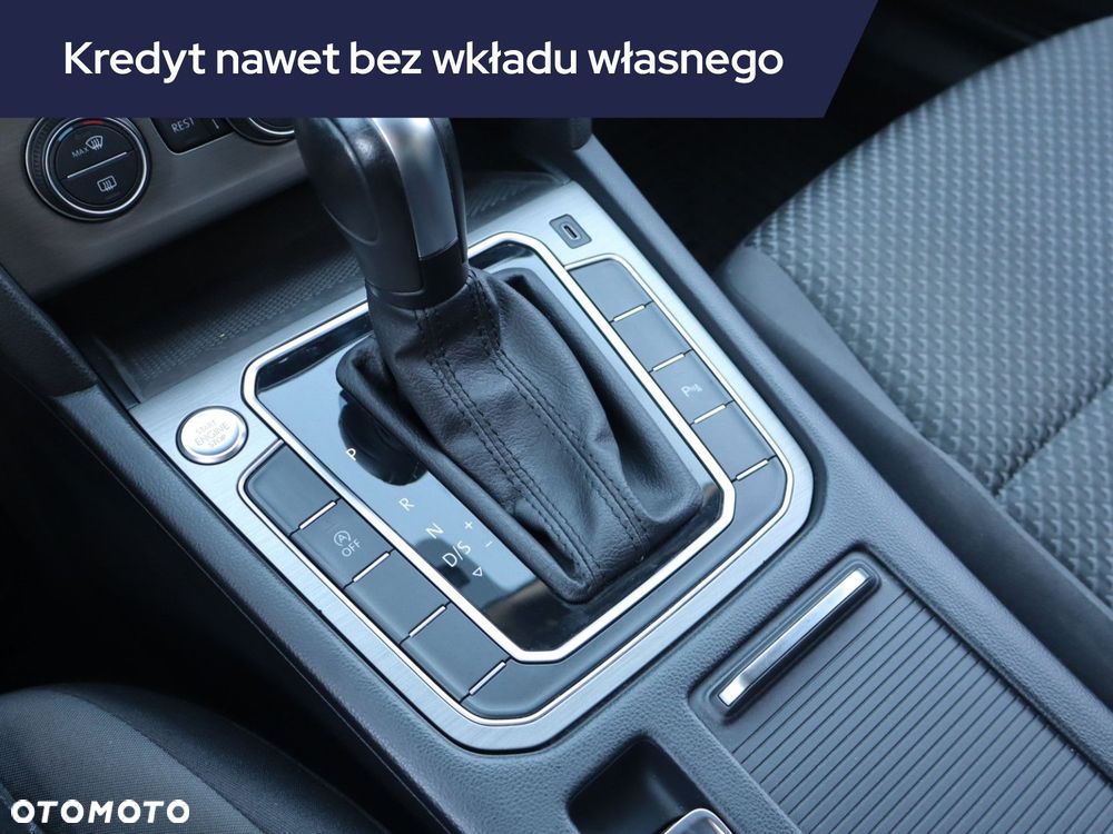 Volkswagen Passat Variant - 15