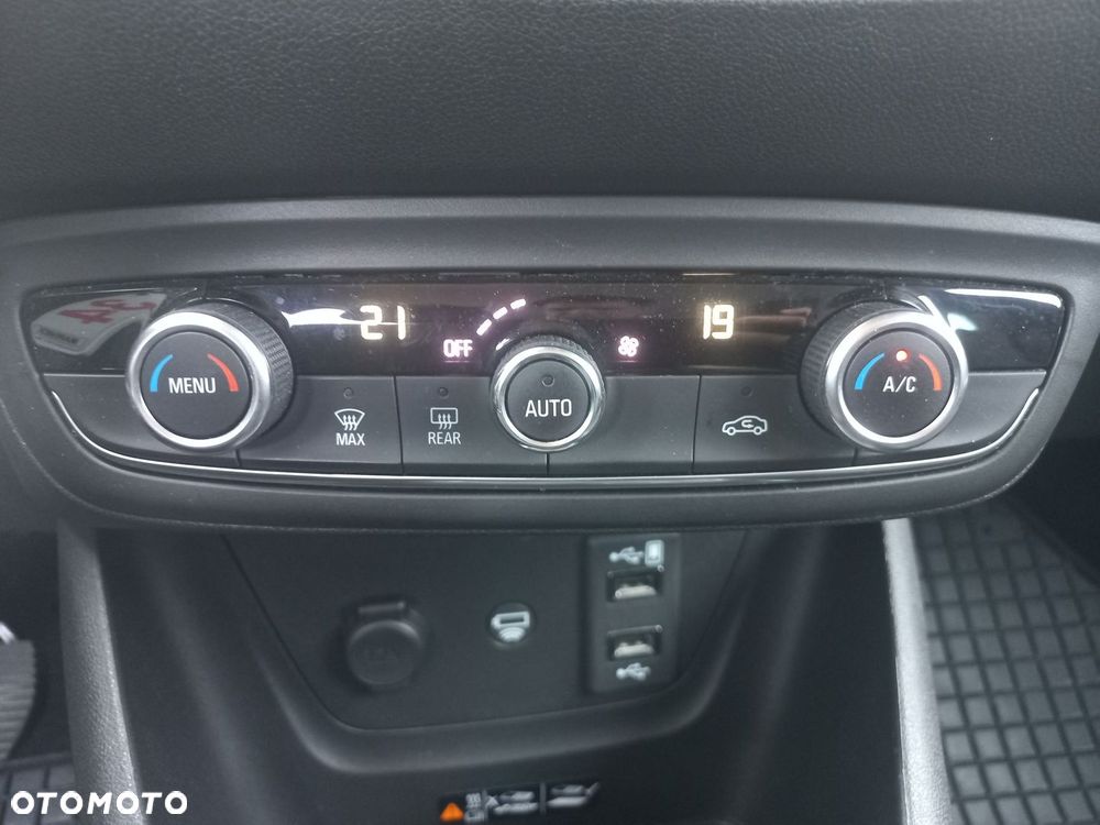 Opel Crossland X 1.2 T GPF Elite S&S - 24