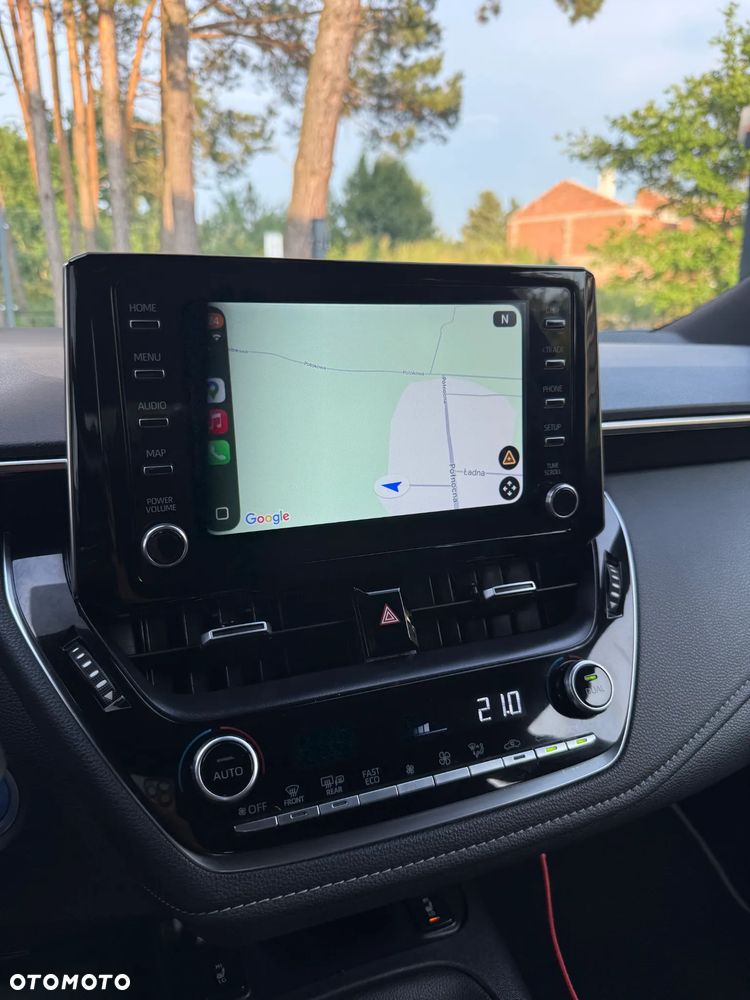 Toyota Corolla 1.8 Hybrid Executive - 13