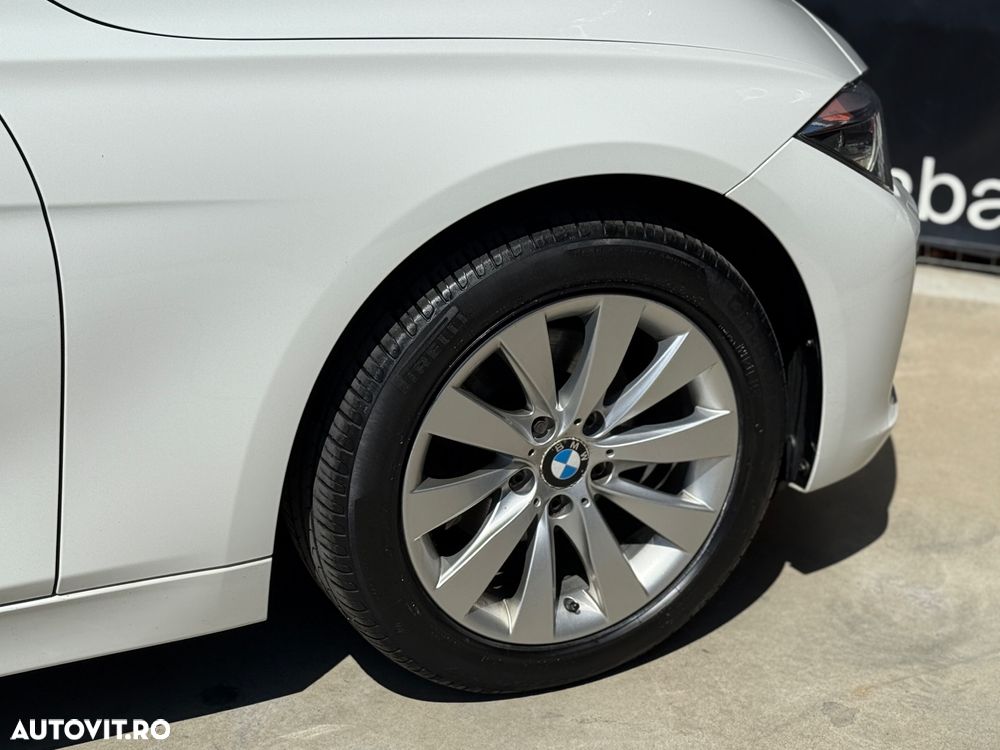 BMW Seria 3 318d Blue Performance Sport Line - 19