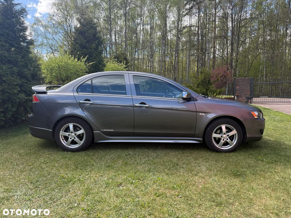 Mitsubishi Lancer 1.6 ClearTec Inform - 2