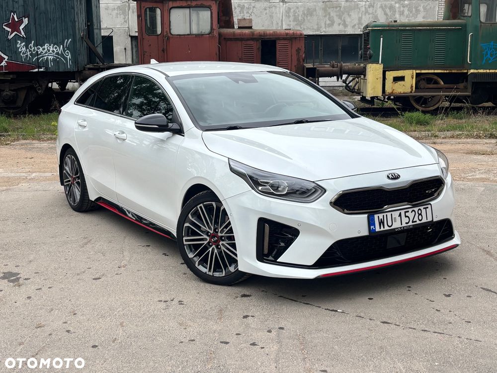 Kia ProCeed - 1