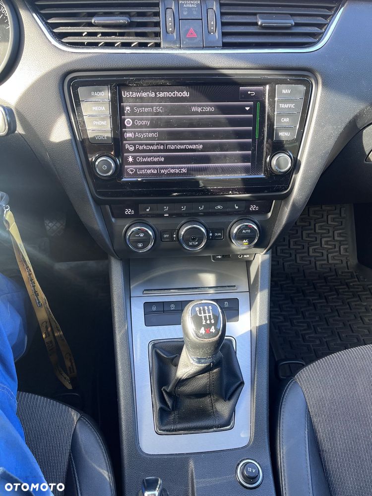 Skoda Octavia 2.0 TDI Green tec 4x4 Elegance - 16