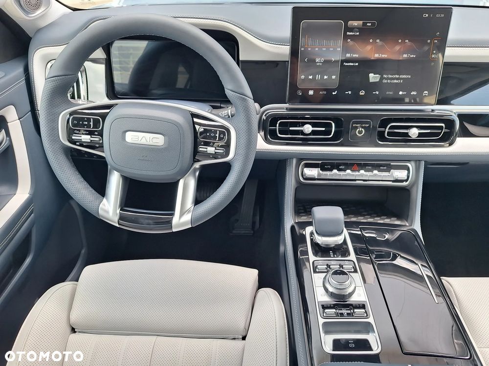 BAIC BJ60 mHEV Flagship 4x4 - 8