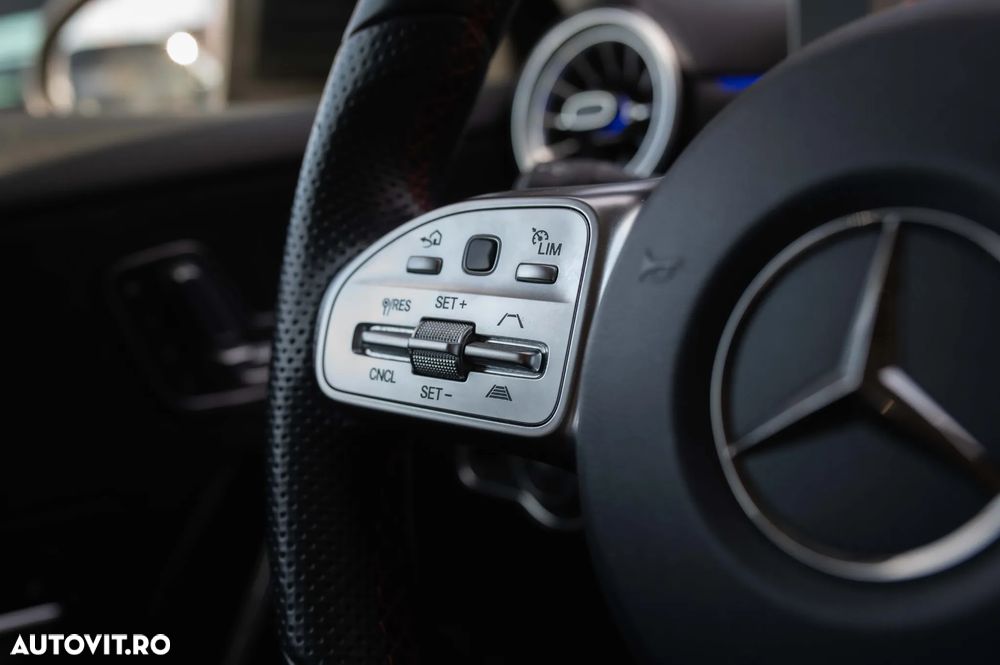 Mercedes-Benz A 250 e 8G-DCT Edition AMG Line - 34