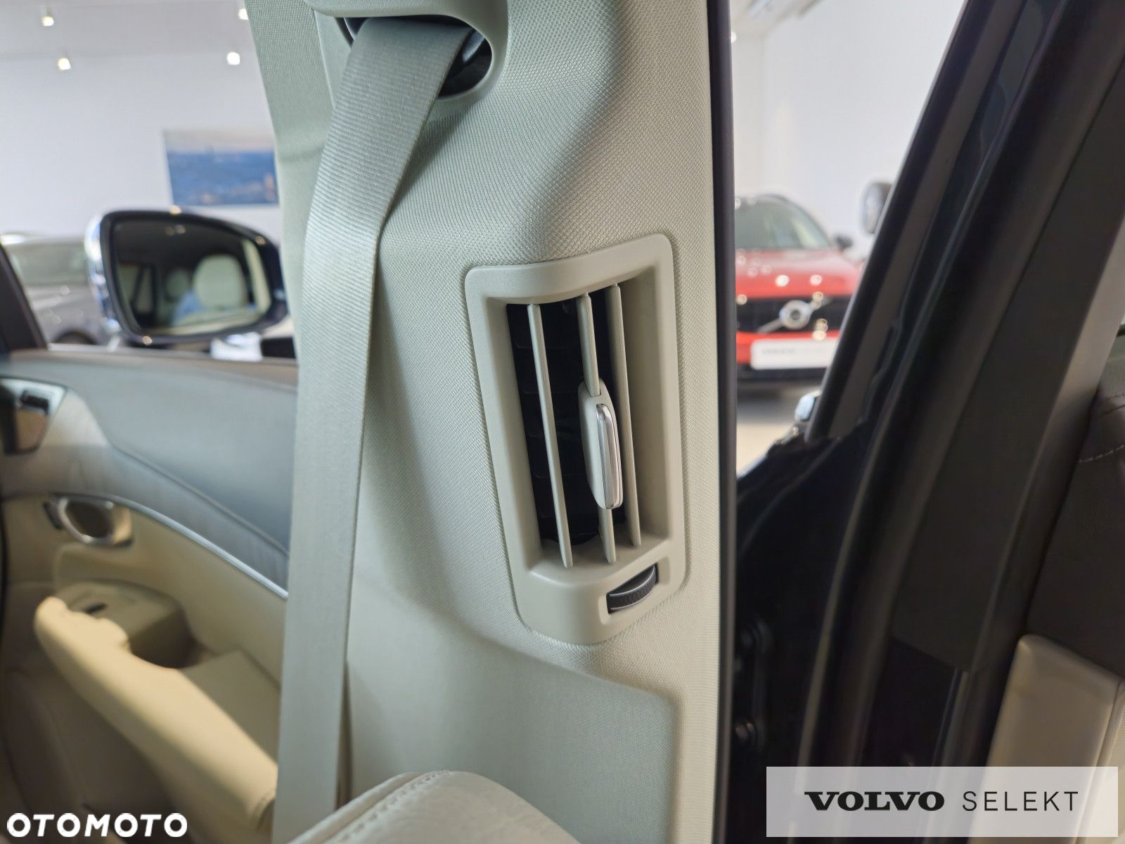 Volvo XC 90 - 32