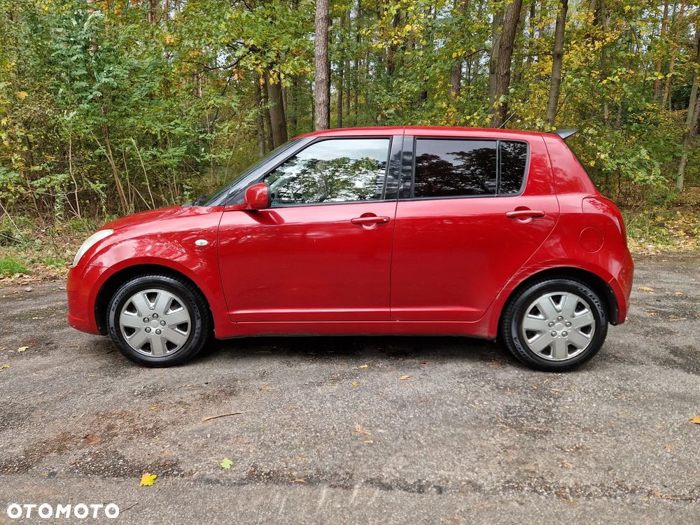 Suzuki Swift - 6