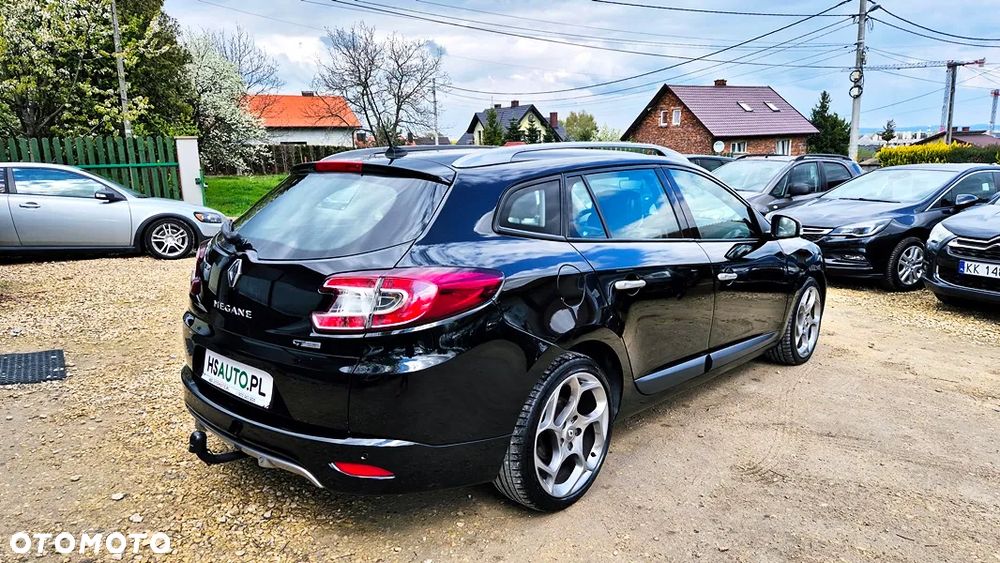 Renault Megane TCe 180 GT - 12