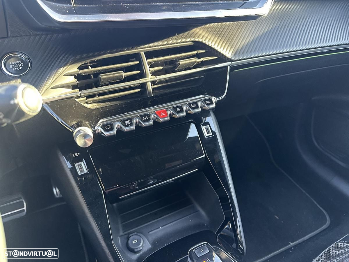 Peugeot e-208 50 kWh GT Line - 28