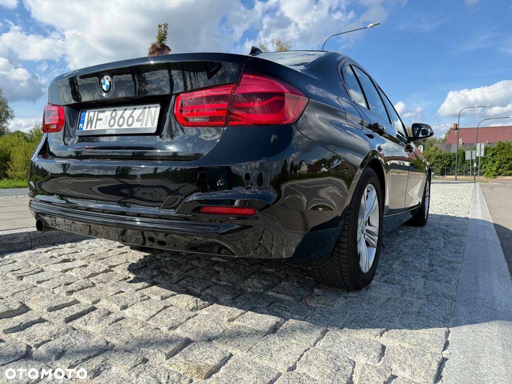 BMW Seria 3 318i Sport Line - 10