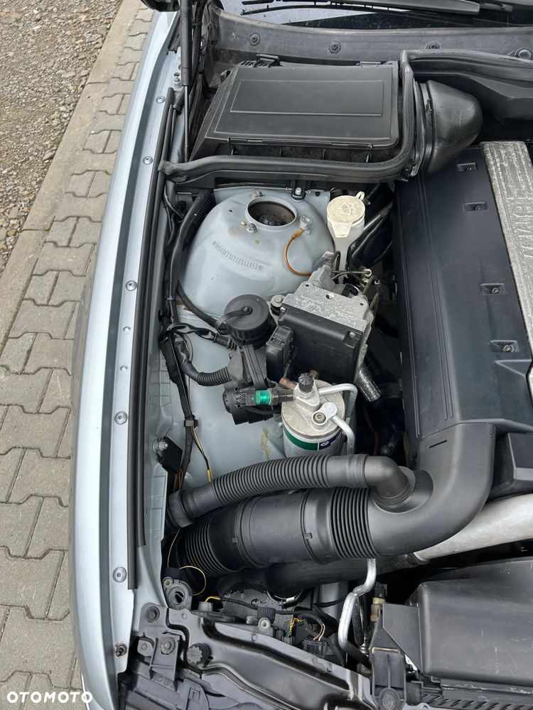 BMW Seria 5 525tds - 23