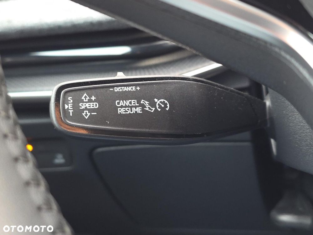 Skoda Superb 2.0 TSI Selection DSG - 33