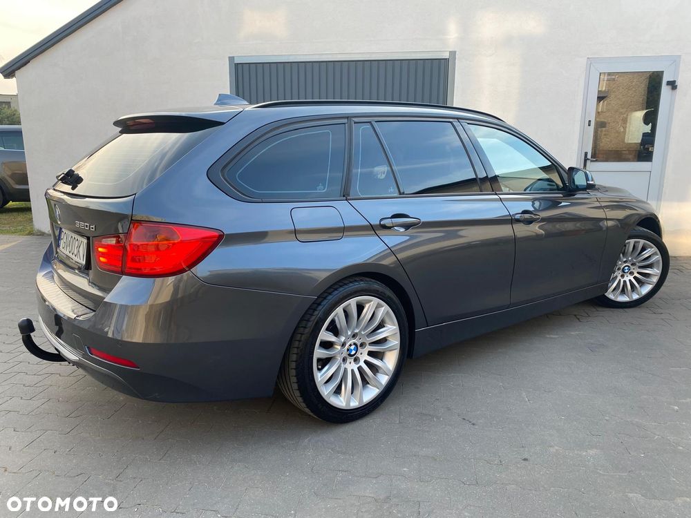 BMW Seria 3 320d Modern Line - 15