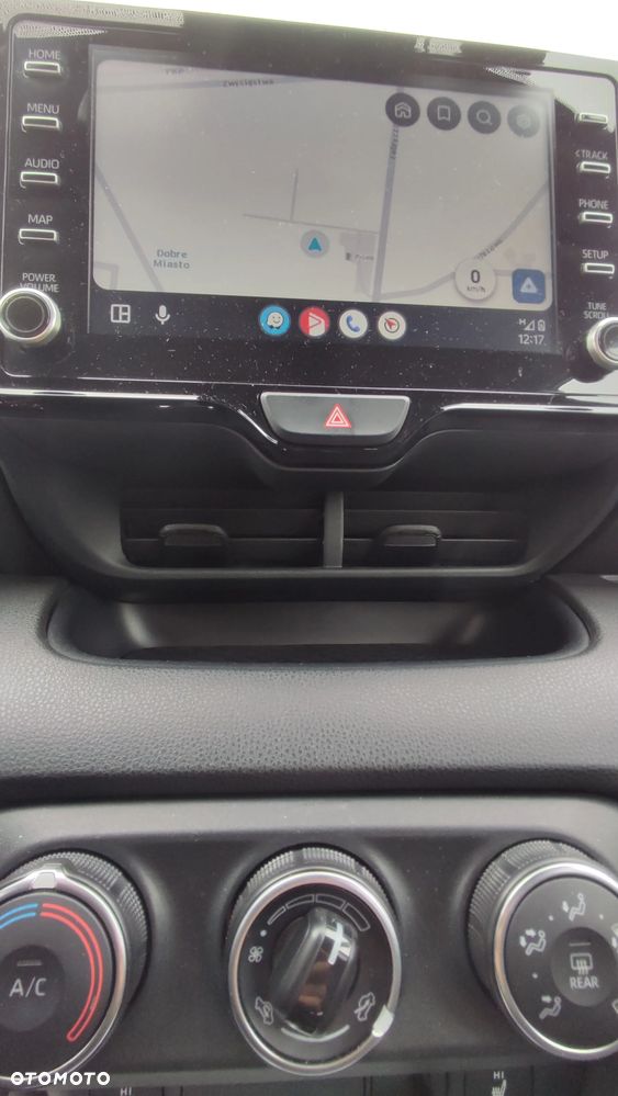 Toyota Yaris 1.5 Comfort - 19