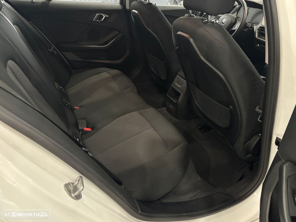 BMW 116 d Corporate Edition Auto - 11