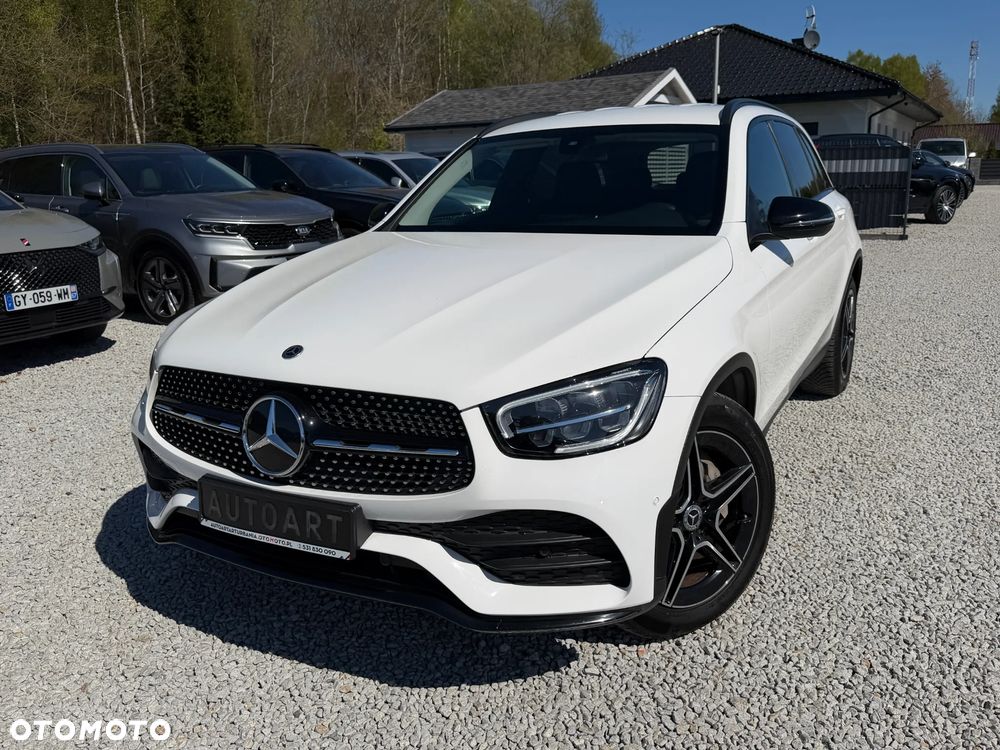Mercedes-Benz GLC 200 d 4Matic 9G-TRONIC AMG Line - 3